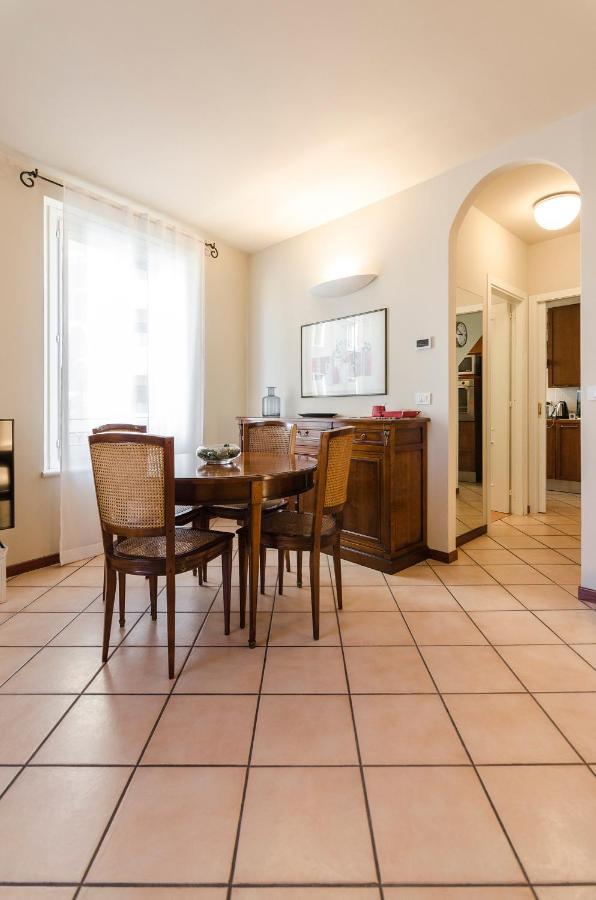 Ferienwohnung Flat 13: Elegante E Luminoso Con Terrazzo Privato Bologna Exterior foto