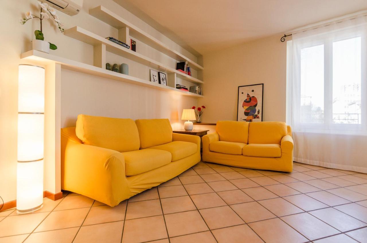Ferienwohnung Flat 13: Elegante E Luminoso Con Terrazzo Privato Bologna Exterior foto