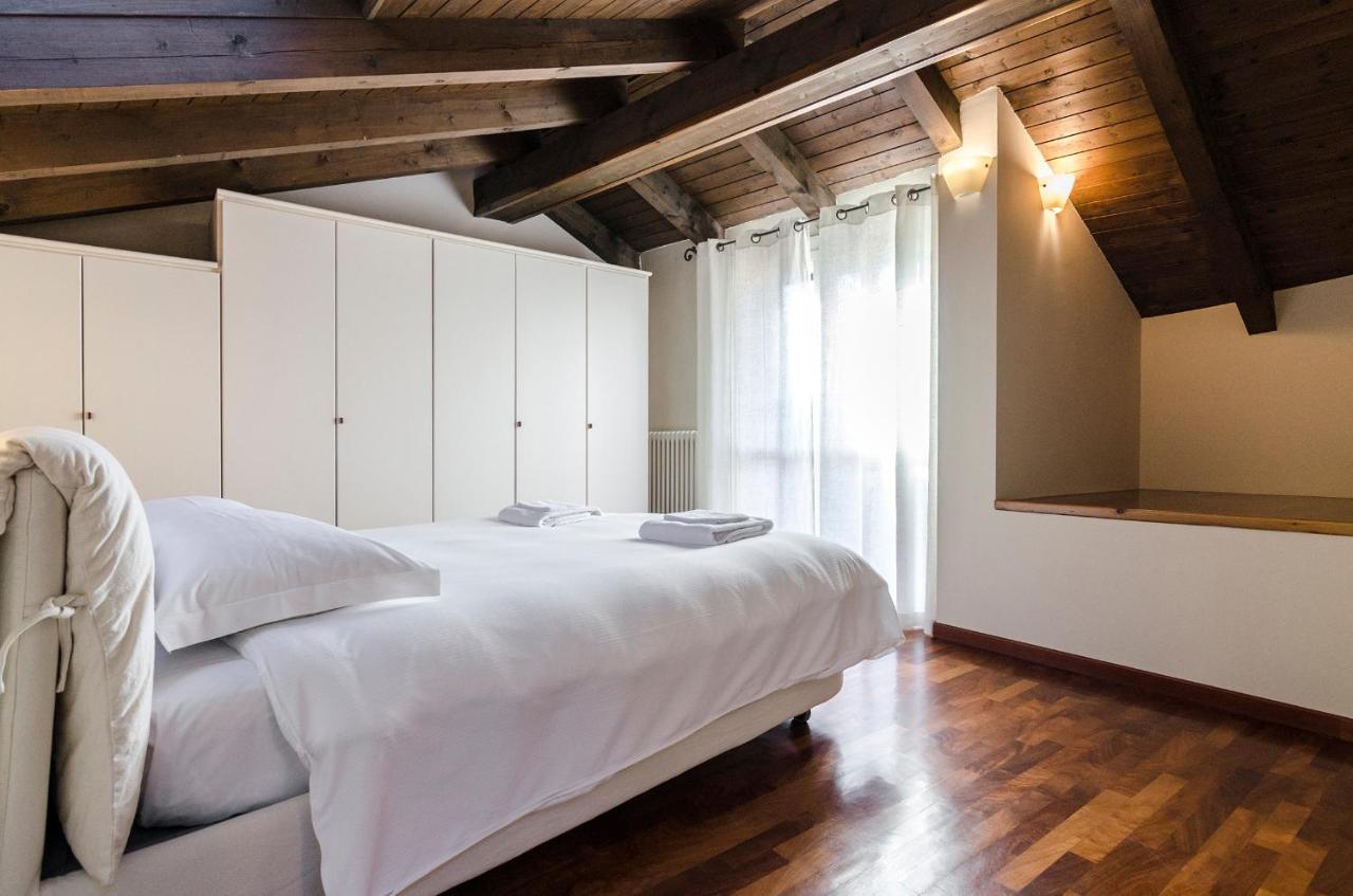 Ferienwohnung Flat 13: Elegante E Luminoso Con Terrazzo Privato Bologna Exterior foto