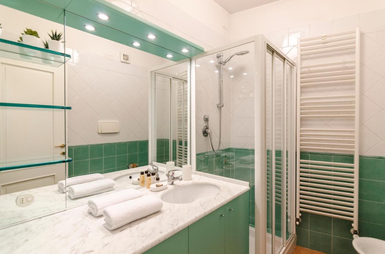 Ferienwohnung Flat 13: Elegante E Luminoso Con Terrazzo Privato Bologna Exterior foto