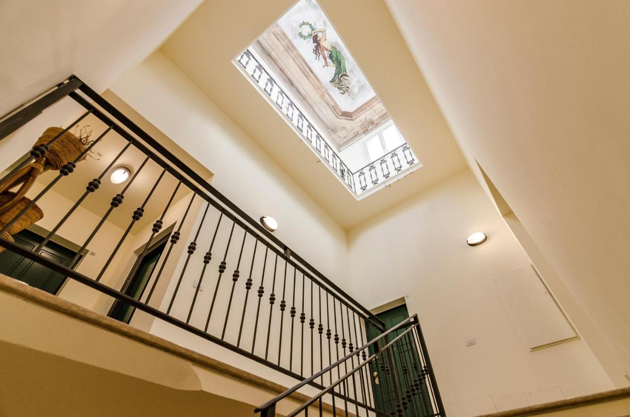 Ferienwohnung Flat 13: Elegante E Luminoso Con Terrazzo Privato Bologna Exterior foto