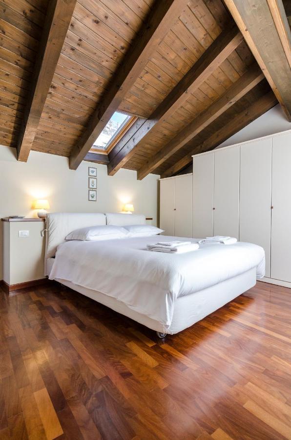 Ferienwohnung Flat 13: Elegante E Luminoso Con Terrazzo Privato Bologna Exterior foto